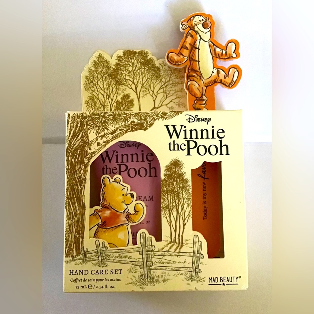 DISNEY WINNIE THE POOH HAND CARE SET